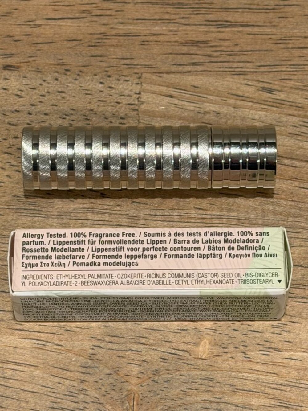 Clinique Dramatically Different Lipstick Lip Color 44 Raspberry Glace NWT - Picture 8 of 11